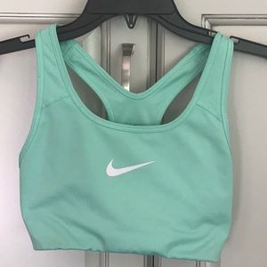 Nike pro dri fit sports bra xs.